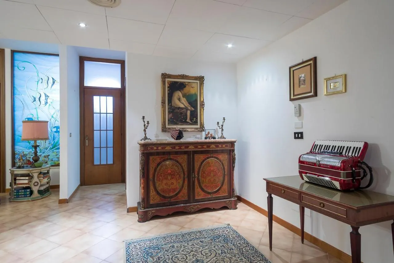 Appartamento Family Friendly House Lecce